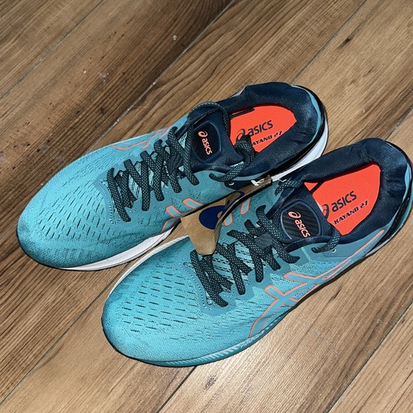 NWT DISCONTINUED GEL-KAYANO 27’s - Picture 3 of 8